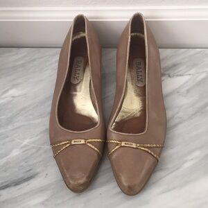 Vintage Bally Tan Shoes with Gold Accent